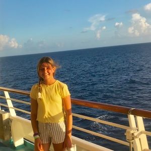 Meet your Posher, Brie